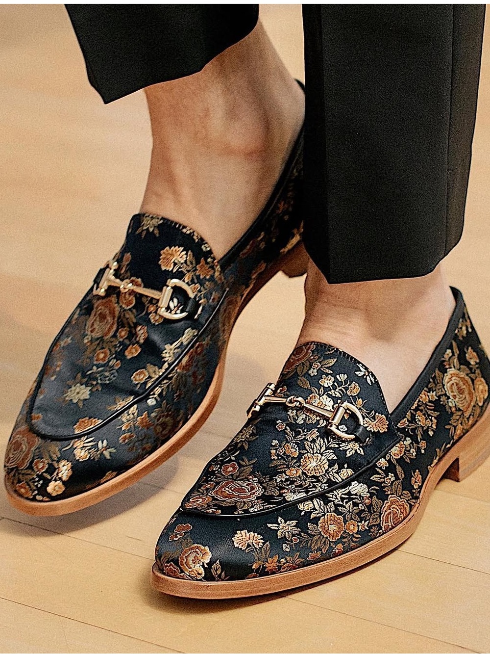 Taft The Russell Loafer in Eden Jacquard Weaver Horsebit Slip Ons Black Floral